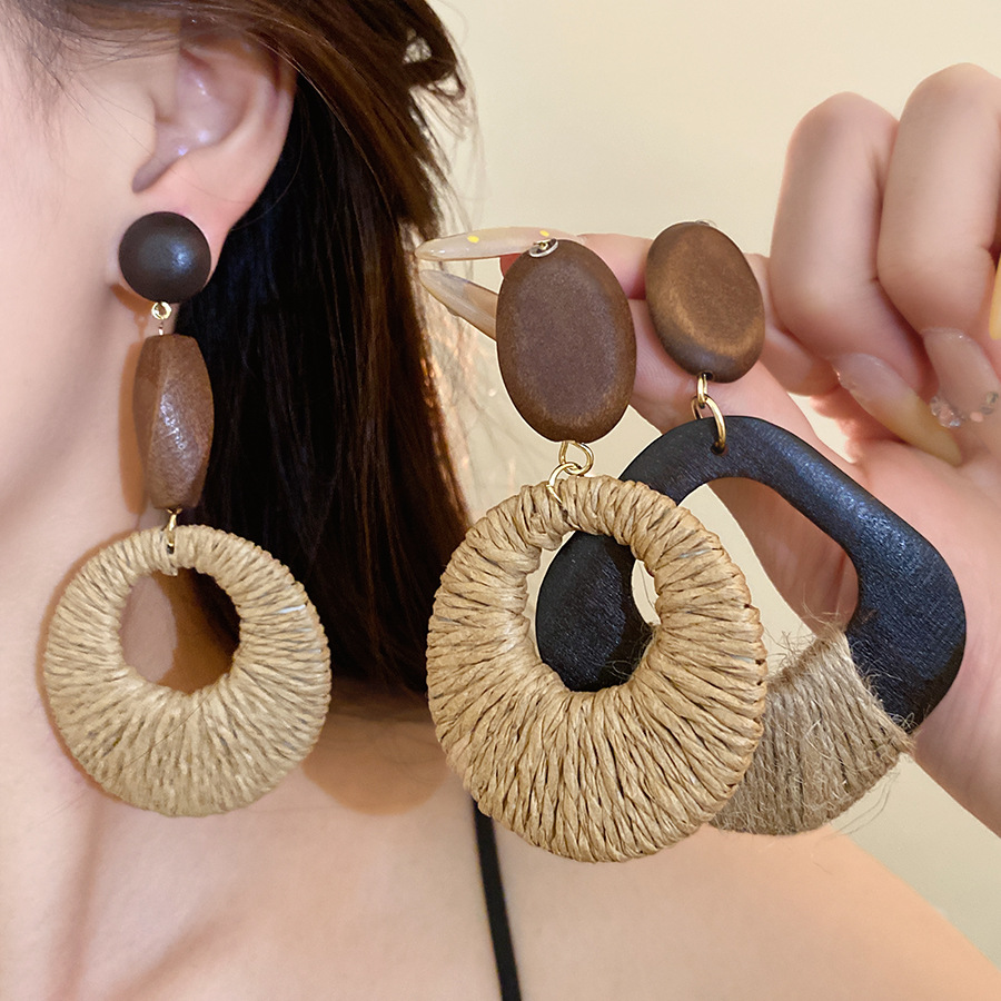 Ethnic Style Hollow Out Square - đánh giá và giá Travel Accessories Dropshipping